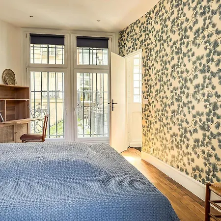 Apartment Charming Montmartre Maisonette