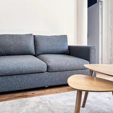 Charming Montmartre Maisonette Paris